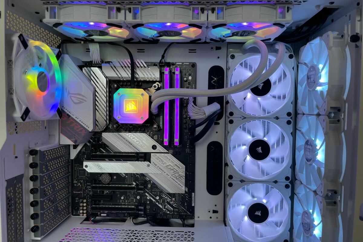 Daniel's white Corsair gaming pc with RGB lights