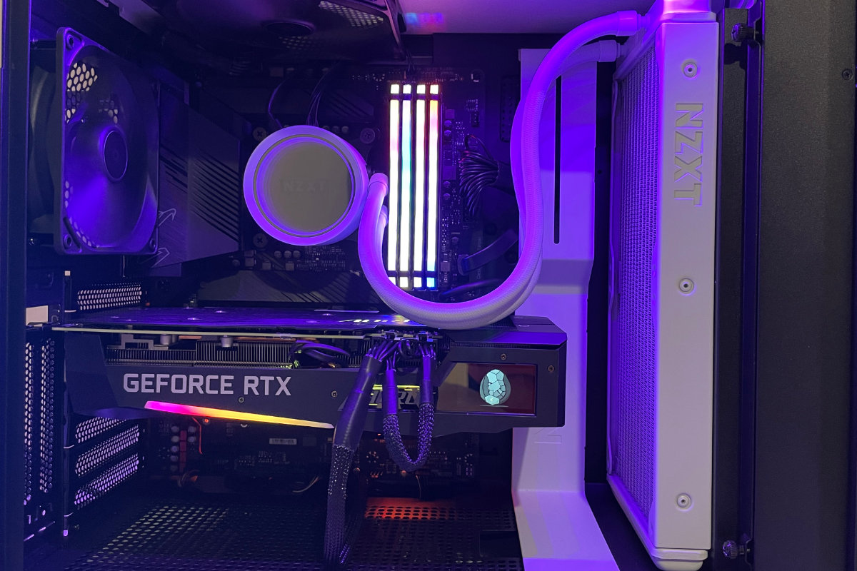 Close up of the Gigabyte Z590, Nvidia RTX3070 and the Kraken water cooled Intel i9